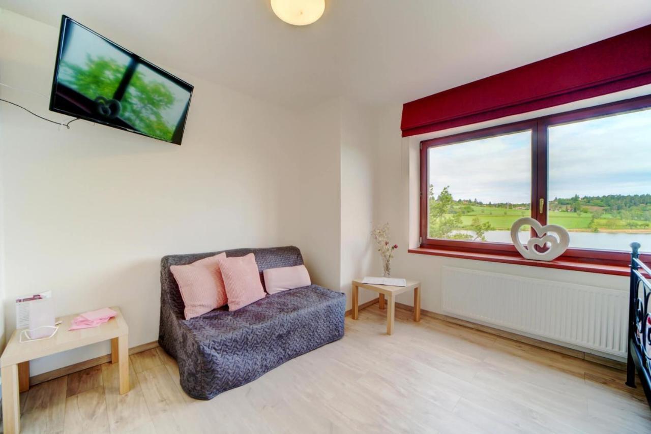 Hotel Zlechov Plumlov エクステリア 写真
